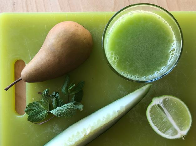 DAY 4 THURSDAY JOE CROSS 7 DAY JUICE CHALLENGE Minty Green A green juice that tastes like a mojito mocktail, yes please!