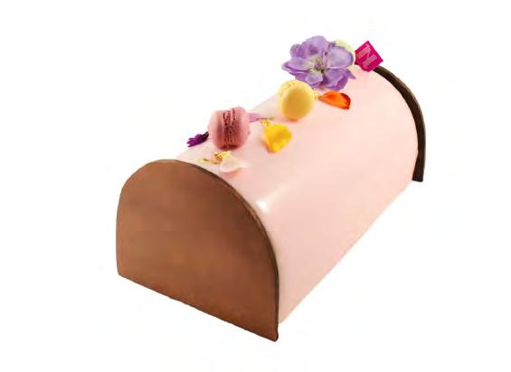 BÛCHE DE NOËL A CLASSY AFFAIR* Flourless Chocolate biscuit Vanilla Mousse Chocolate Mousse Hazelnut Wafer 6 Person: $50.00 12 Person: $90.