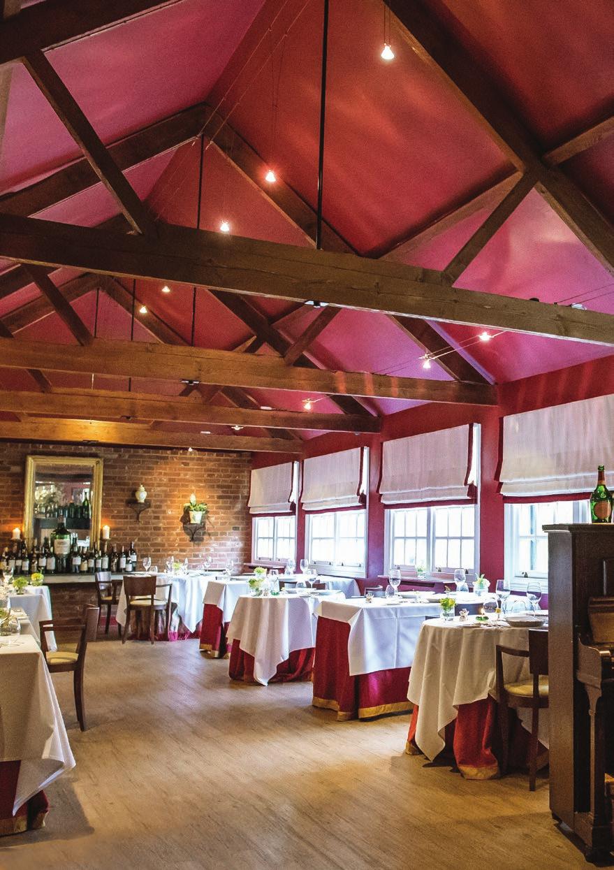 The Facilities Brasted s Barn has its very own bar, dance floor and terrace. It is light, airy and has neutral décor which lends itself perfectly to any corporate occasion.