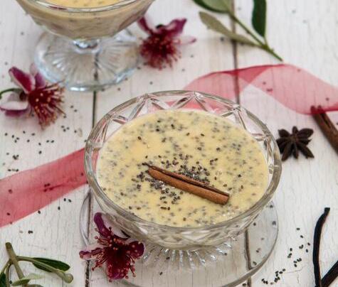 2 20 Chai & Chia Custard Do you love the indulgent flavour of Healtheries Vanilla Chai Tea? If so then you will love this Vanilla Chai Tea infused custard, with hints of cinnamon, ginger and cloves.