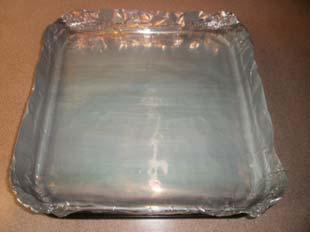 corners of the tray and form the