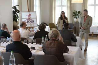 MARKETING AND COMMUNICATION The journalist David Schwarzwälder led a Rioja Summit - Prestige Tasting of premium wines in Basel.