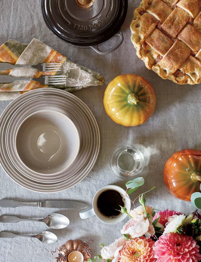 EFFORTLESS STYLE IN EVERY OLOR LE REUSET RIGHTENS NY TLE Perfect for holiday entertaining or everyday meals, Le reuset s premium enameled stoneware won t stain, resists chips, cracks and scratches,