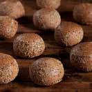 OLIVE & ROSEMARY DINNER ROLL 45G A flavoursome dinner roll combining Kalamata olives,