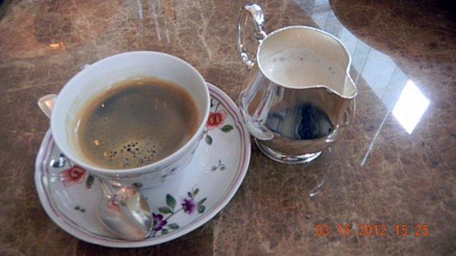 0 0 Fri, Mar 16, 2012 16:30 68 Lavazza Coffee with Warm Milk in Chinese Part of a tea set.