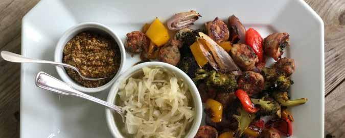 FRIDAY SHEETPAN SAUSAGE AND PEPPERS 4 sausages (Italian sausage, chicken & apple or andouille) 2 cups small broccoli florets 2 chopped bell peppers (red, yellow or orange) 1/2 red onion, quartered 1