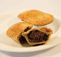 puff pastry slice, containing pieces of beef in a mild creamy pepper sauce 88027 Dicksons Family Sized Steak Pie 2x730g Diced select cut of beef and