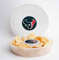 CHIP N DIP CONTAINER Comes with covered dip well.