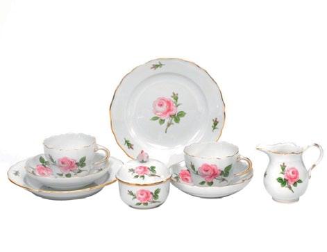 SETS MEISSEN ROSES RED ROSE Coffee set 8-piece set: 2 coffee cups, 2 saucers, 1 creamer, 1