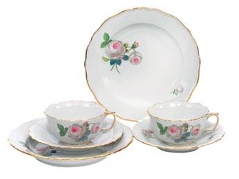 029510-C0006-1 TEA CUP SET 4-piece set: 2 tea cups, 2