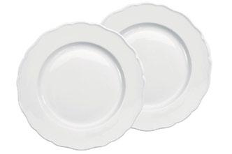 saucers, 2 dessert plates in white
