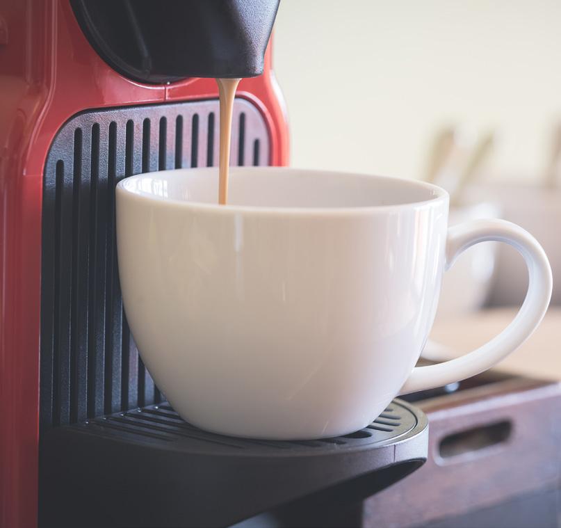 Small or Medium-Sized Offices up to 75 employees Top Choice: A Single Serve Coffee Maker Chances are that your employees have different tastes in coffee.