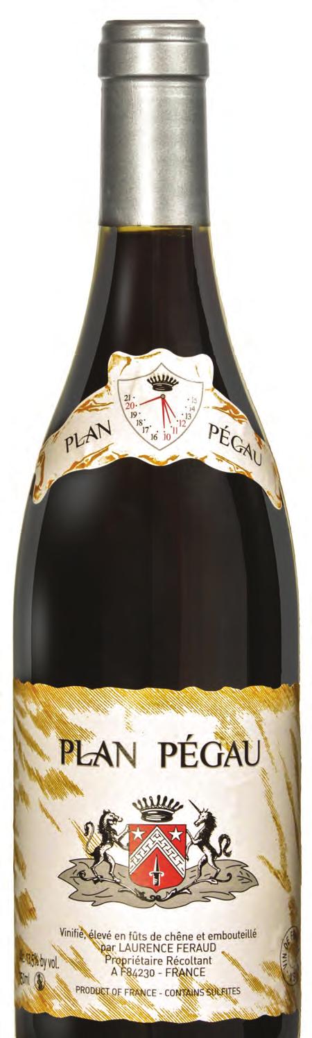 Domaine du Pégau Plan Pégau Lot 11-12-13 90 (a blend of vintages 2011, 2012, 2013; raised in used barriques): Ruby-red.