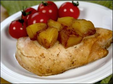 EZ Pineapple Chicken PER SERVING (entire recipe): 228 calories, 2g fat, 676mg sodium, 10g carbs, 0.