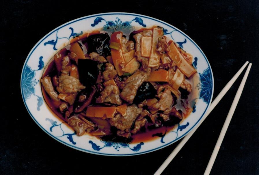 Dishes with bamboo shoots and Chinese mushrooms 2 The favorite dish of the inhabitants of Shanghai, prepared with tender bamboo shoots and Chinese mushrooms 7.