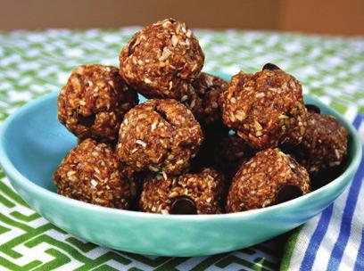 CHOCOLATE PECAN ENERGY BITES CHOCOLATE PECAN ENERGY BITES (GF, VEGAN, REFINED SUGAR-FREE) Makes 6 generous balls Whirr the nuts in a food processor until crumbly.