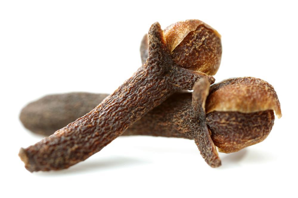 Cloves Syzygium aromaticum, or more commonly known as clove, is the name of the aromatic unopened flower buds that come from the evergreen tree.