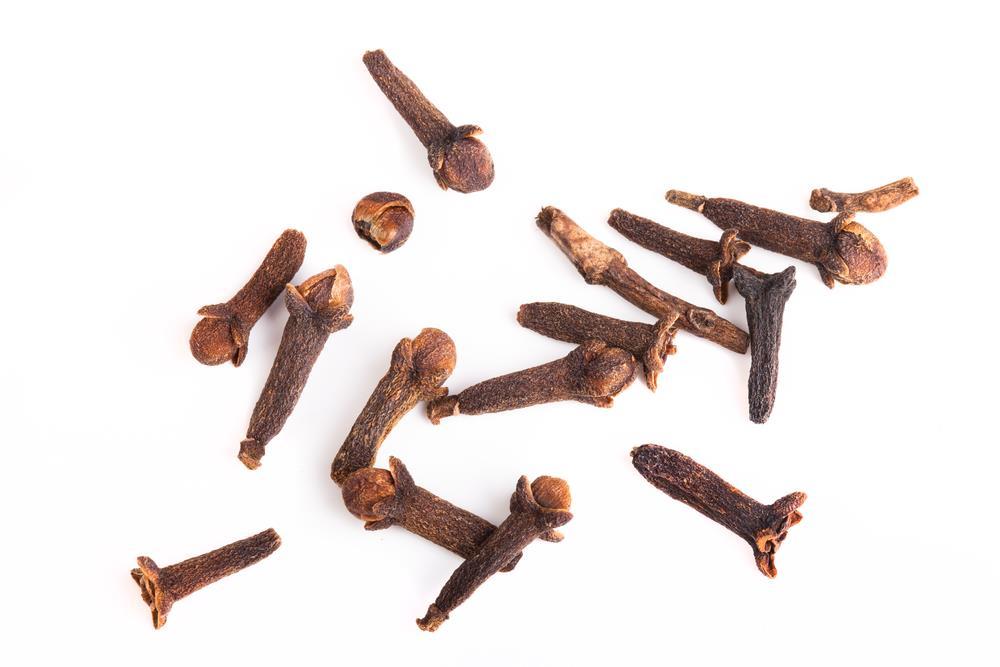 Clove Uses in Industries Food One of the most common uses for cloves is for culinary purposes. In Mexican cuisine, cloves are a common spice known as clavos de olor.