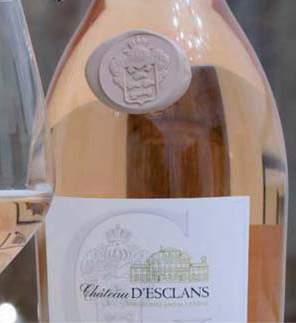 CÔTES DE PROVENCE BARBEYROLLES PÉTALE DE ROSE Rosé 2017 22 CHÂTEAU D ESCLANS Château d Esclans was founded by Sacha Lichine in 2006 and the importance this estate has had for the whole region of