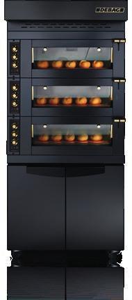 In this deck oven the trays are inserted lengthways alongside each other.