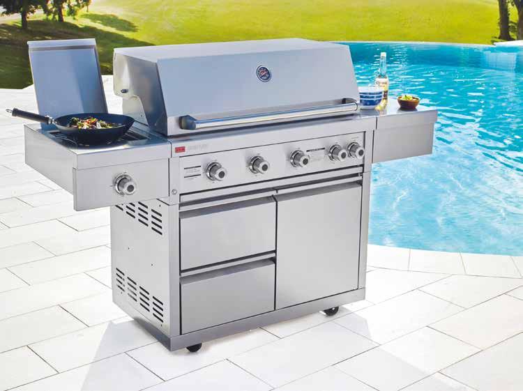 10 YEAR WARRANTY DOUBLE SKIN FIREBOX & HOOD Grand Turbo 4 burner barbeque with side burner The best firebox in the business Double skin firebox and hood for twice the insulation, more consistent