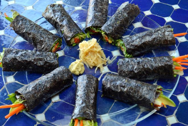 2 servings Easy Nori Vegetable Rolls 2 Tb yellow or chick pea miso ½ tsp turmeric 4 sheets nori 2 cup arugula or mixed greens coarsely chopped 1 avocado peeled and cut into thin slices 1 carrot