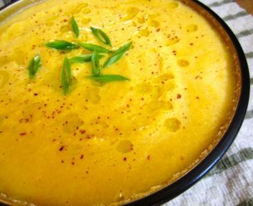 Curried Carrot Soup (Raw) 2 servings 1 cup grated carrot, about 2 carrots 1 stalk of celery chopped about ¼ cup ½ avocado, cut into cubes ¼ cup coconut milk (Native Forest) 1 scallion, sliced ¼ tsp