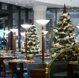 CELEBRATE TRADITION IN OUR RESTAURANTS This year you can celebrate Christmas following traditions from all around
