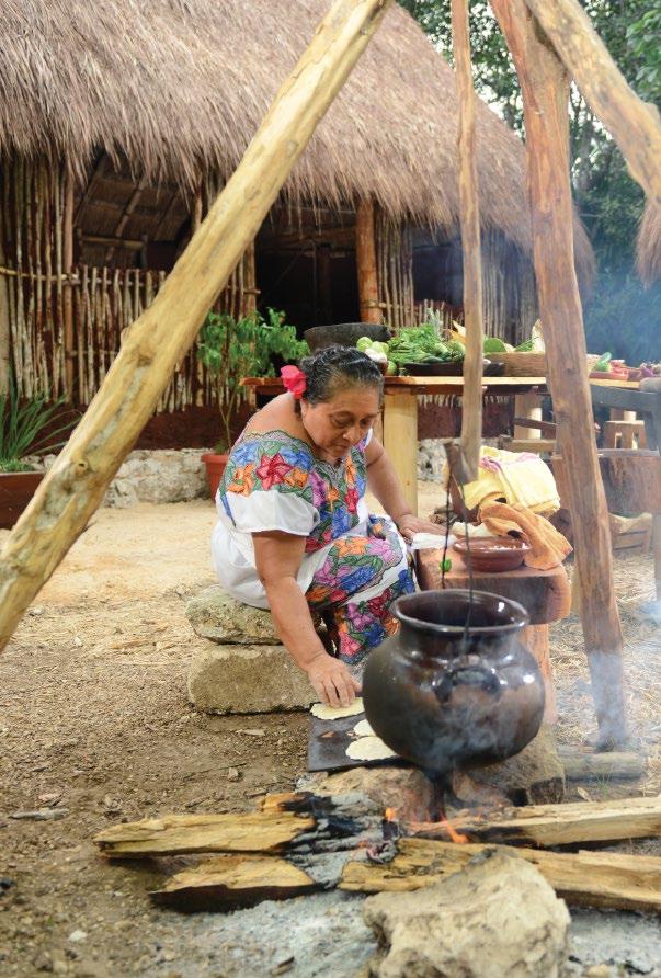 PREHISPANIC DINNER Celebrate the splendor of Mayan culture in the heart of the jungle. Be transported to a different era, surrounded by the magical atmosphere at our Aldea Maya.