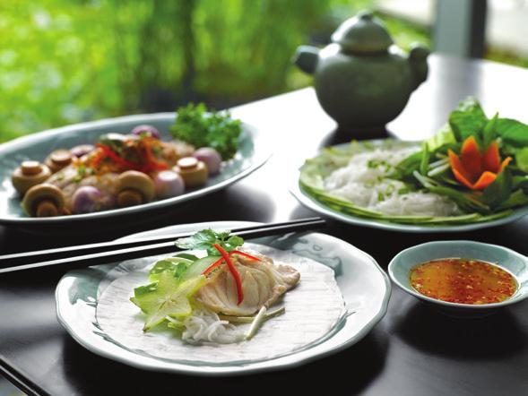 steamed with button mushrooms and shallots, served with fresh lettuce, starfruit, cucumber, bean sprouts, Vietnamese herbs,