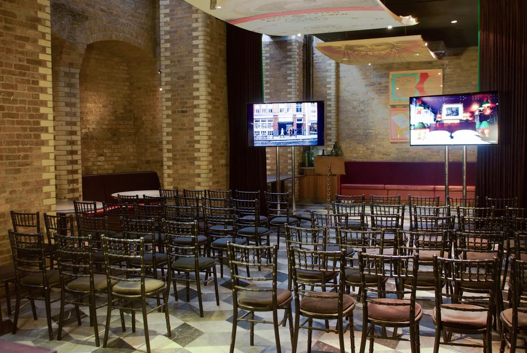 Conferences / Meetings SET-UPS AVAILABLE In the heart of Shoreditch and a short walk away from Theatre-style: 30 to 70pax Liverpool Street, Old Street and Shoreditch High Street stations, is the