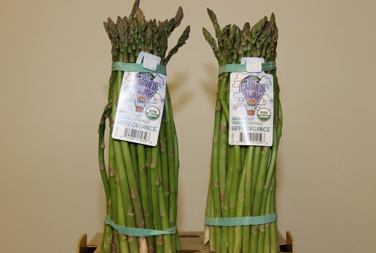 MARCH 15 - MARCH 22, 2019 MARKET NEWS 11 19 FOUR SEASONS PRODUCE OG ASPARAGUS Organic Asparagus will be very promotable this week. This will be the peak season flush from Caborcca, Mexico.