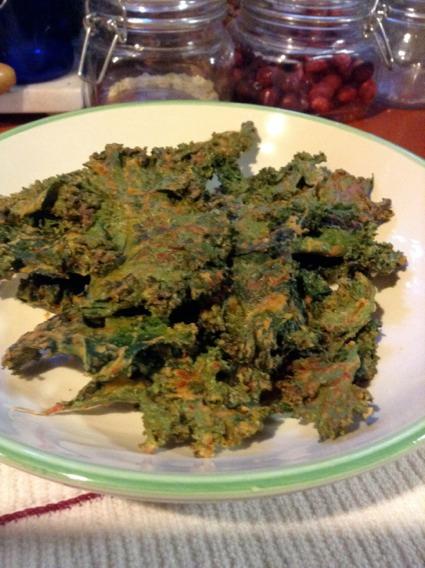 INGREDIENTS 1 bunch of Curly-topped Kale (Or Kale of your choice) Section 1 Kale Chips 1 cup raw cashews (or salted, if you must) 1 cup of chopped red bell pepper 1/3 cup Nutritional Yeast 4 tblsp