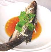 魚類 Fish 鱸魚 Whole Seabass 23.00 齒魚 Tooth Fish 28.