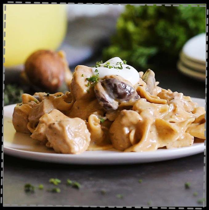 One Pan Chicken Stroganoff Cook Time: 30 mins 3 tablespoons olive oil, divided 1 pound boneless skinless chicken breasts, cut into 1- inch pieces 1 teaspoon kosher salt, divided 3/4 teaspoon black