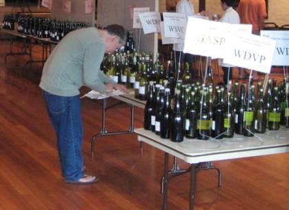 EDWG 41 st Annual Amateur Wine Show Ed This is the first of a series of articles over the next few months, aimed particularly at new members, describing the various activities undertaken by Guild