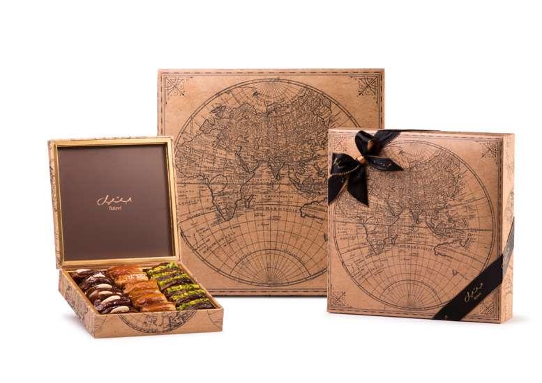 WORLD MAP BOXES Luxurious handmade paper boxes featuring an antique world map SMALL MEDIUM LARGE CONTENTS P23626244 P23626245 P23626246 ASSORTED DATES