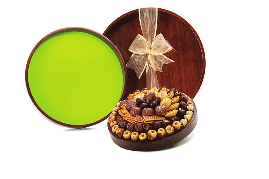 WOODEN ROUND TRAYS Luxurious colourful wooden trays, available in a green, yellow or walnut finish SMALL, YELLOW MEDIUM, GREEN LARGE, WALNUT CONTENTS P25691161