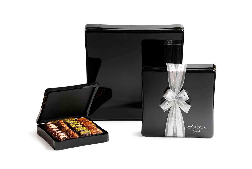 EBONY COLLECTION Luxurious wooden gift boxes with a dark gloss finish SMALL MEDIUM, TWO LAYERS LARGE, TWO LAYERS CONTENTS P23613206 P23613207 P23613208 ASSORTED
