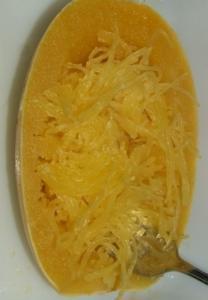 Very versatile in the kitchen use boiled, baked, in soups, stew, in risotto, steamed or sautéed. 10 PUMPKIN Spagetti Squash Curcurbita pepo Grow your own spaghetti!