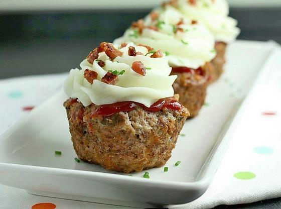 Recipe of the month: Meatloaf Cupcakes Ingredients Meatloaf 1 teaspoon olive oil 1 cup finely chopped onion 1/2 cup finely chopped carrot 1 teaspoon dried oregano 2 garlic cloves, minced 1 cup