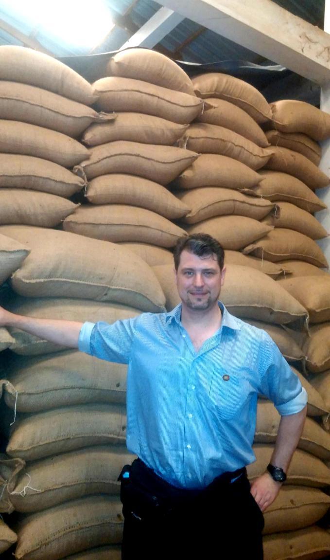 Our Coffee trading department is constantly working with the coffee plantages to find the best quality coffee