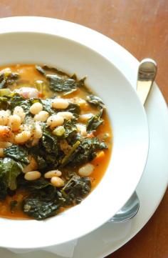 RECIPE 12 WHITE BEAN STEW Chicken broth 1 cup Cannellini beans (Canned) 15 ounces Olive oil 2 tablespoons Sausage (sliced) ½ cup Spinach Onion (diced) ½ cup 1 Bacon strips (diced) 4 Salt and pepper
