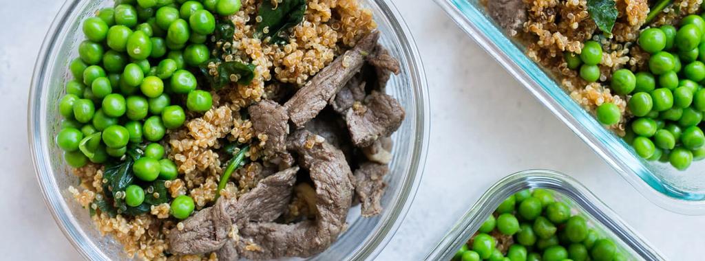 Meal Prep Garlic Beef Stir Fry with Quinoa & Peas 10 ingredients 20 minutes 4 servings 1. In a bowl, toss beef strips with half the olive oil, garlic, half the tamari and salt. Set aside. 2. Combine the quinoa and water together in a pot.