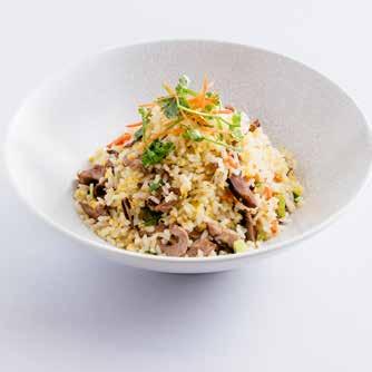 27. 招牌海鲜乌龙面 Typhoon Udon wok-fried with seafood 28. 招牌香炒拉面 Typhoon Stir-fry Ramen with chicken, sliced carrots and mushroom 29.