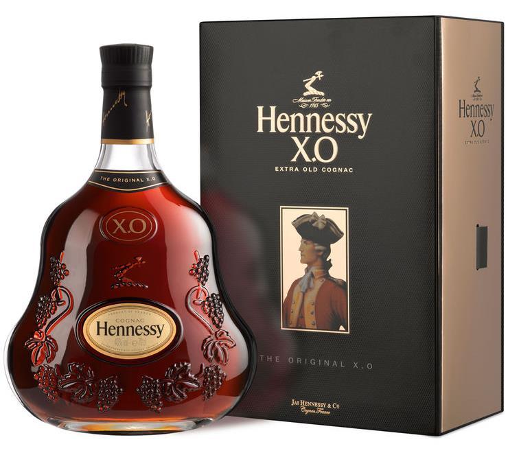 Hennessy X.O Gift Box X.O (Extra Old) is the result of craftsmanship that has been honed for over a century.
