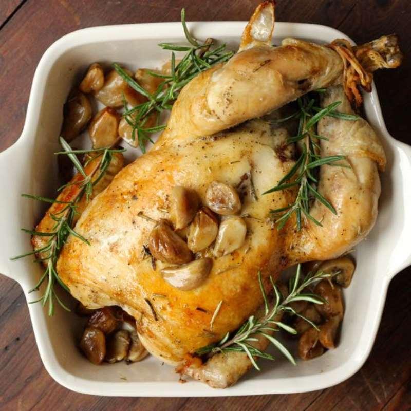 Sunday, 20th May 2018 40 Clove Garlic Chicken (AIP) 1 1/2 pounds whole chicken 1 head garlic 1 tablespoon coconut oil coarse sea salt, to taste 1/4 bunch chives, optional 1 2 3 4 5 6 7 8 Active Time: