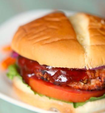 bbq Turkey Burgers Serves 4 prep time: 10 mins Cook time: 15 mins ¼ cup chopped onion ¼ cup barbecue sauce, divided 2 Tablespoons dry breadcrumbs 2 teaspoons prepared mustard ¾ teaspoon chili powder