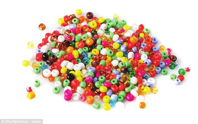 POOLSIDE ACTIVITIES 10AM - 12PM Sunday, February 19 - Bead Frenzy Come out and enjoy some fun bead creations. Make your own necklace, ring or bracelet.