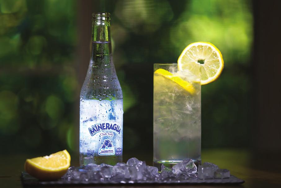 FRESCA LIMON 45ml Vodka ½ of a lemon 15ml Simple Syrup Jarritos Mineragua Fill glass with ice, add vodka, squeeze in half of